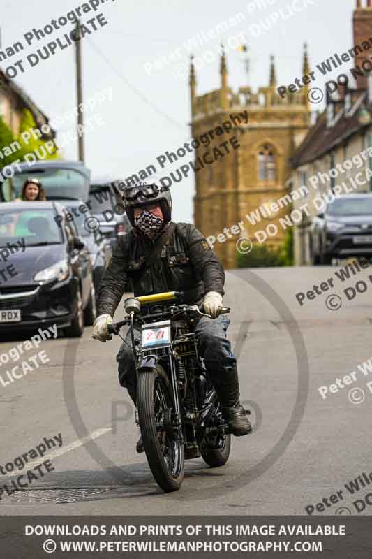 Vintage motorcycle club;eventdigitalimages;no limits trackdays;peter wileman photography;vintage motocycles;vmcc banbury run photographs